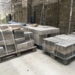 stock de pierres en attente
